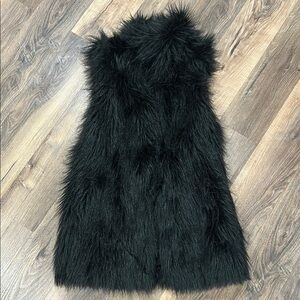 Zara Black Faux Fur Vest women’s medium lined warm